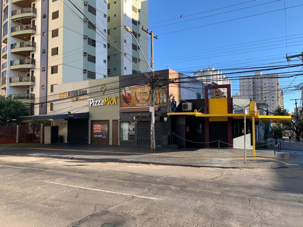 Casa Quintal Bueno! 5 Quartos Com Ar Split E Internet Ultra! Perto Do Melhor De Goiania! Marista Parques Areiao E Vaca Brava Hospital Premium Mater Dei Blue Fit Perdomo Goiania Shopping! Luaran gambar