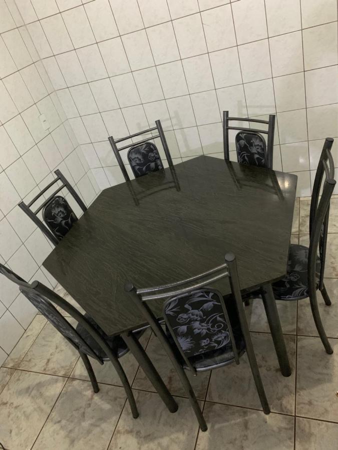 Casa Quintal Bueno! 5 Quartos Com Ar Split E Internet Ultra! Perto Do Melhor De Goiania! Marista Parques Areiao E Vaca Brava Hospital Premium Mater Dei Blue Fit Perdomo Goiania Shopping! Luaran gambar