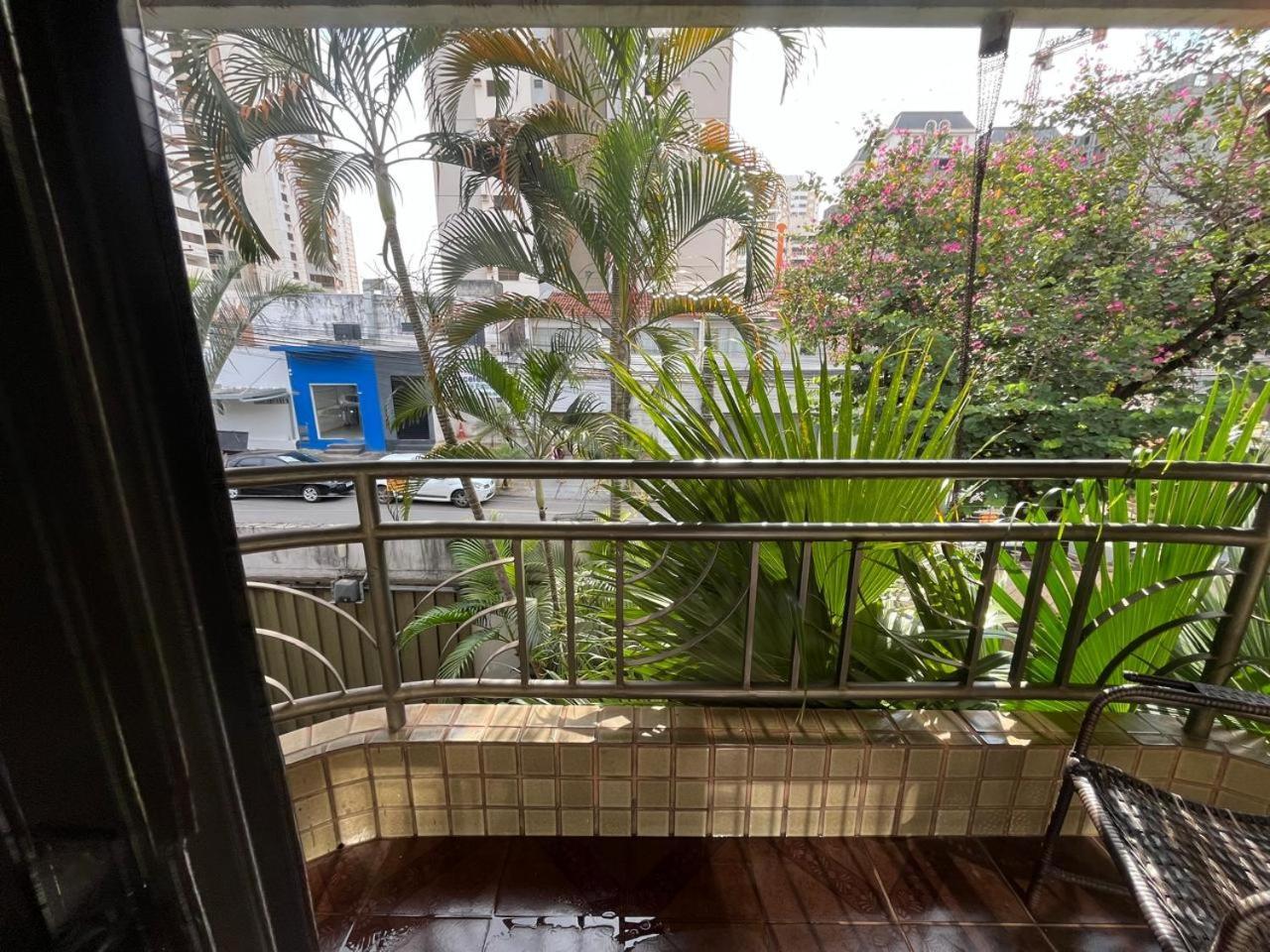 Casa Quintal Bueno! 5 Quartos Com Ar Split E Internet Ultra! Perto Do Melhor De Goiania! Marista Parques Areiao E Vaca Brava Hospital Premium Mater Dei Blue Fit Perdomo Goiania Shopping! Luaran gambar